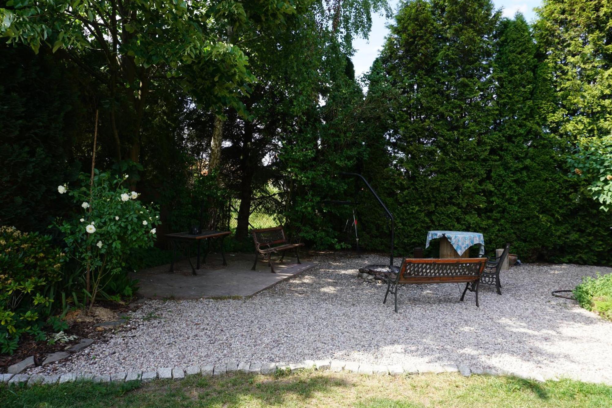 Comfortable House With Garden Manki Eksteriør billede